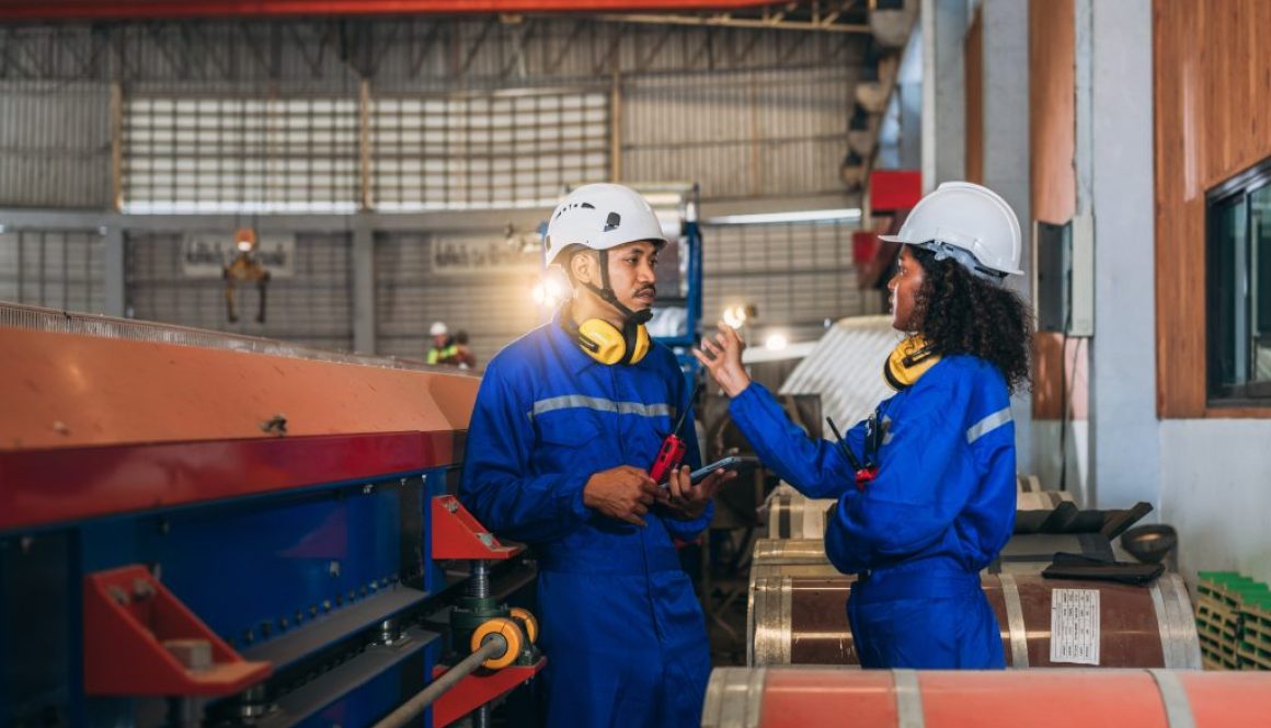 industrial-worker-inspecting-and-check-up-machine-2023-11-27-05-28-29-utc (1)